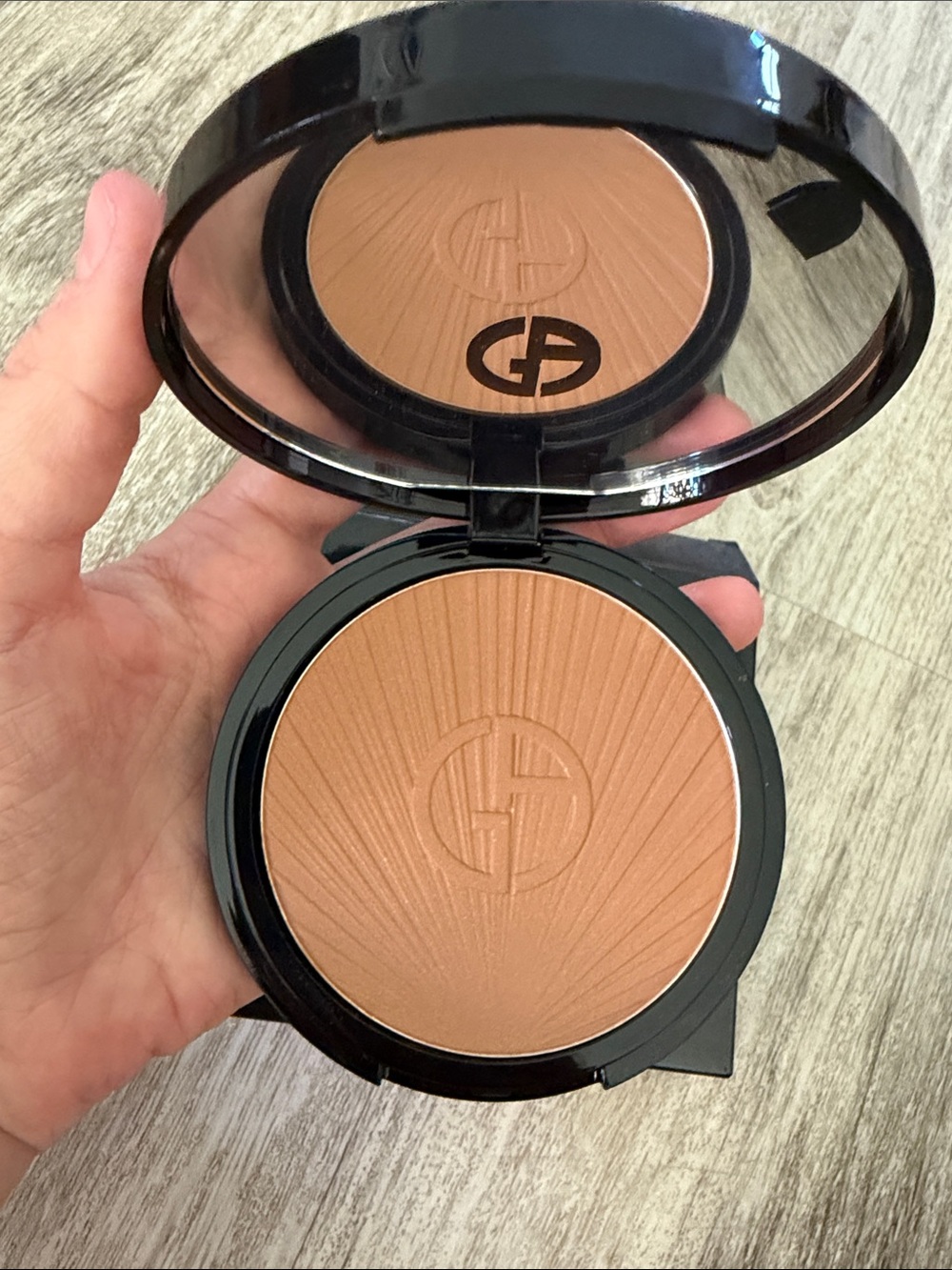 Huge size Giorgio Armani Radiant Bronzer Compact - Warm Brown
